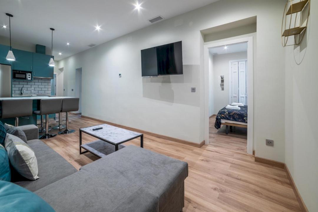 2 Bedrooms 1.5 Bathrooms Furnished - Justicia - Refurbished - Mintystay Madryt Zewnętrze zdjęcie